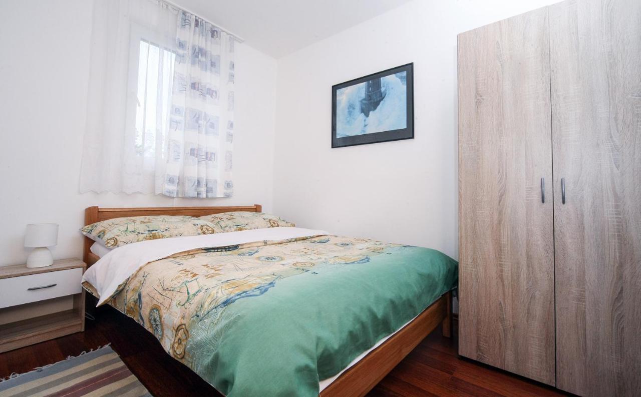 Apartments Mond Gornji Karin Εξωτερικό φωτογραφία