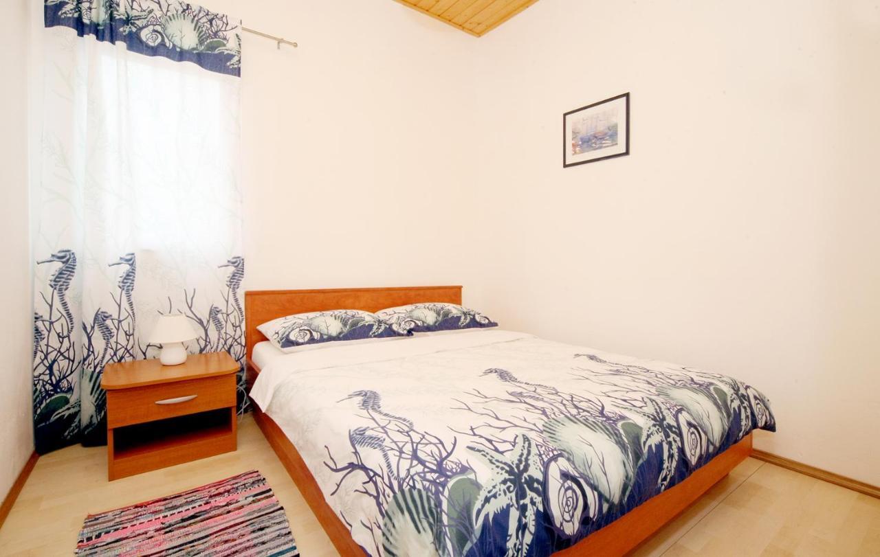 Apartments Mond Gornji Karin Εξωτερικό φωτογραφία
