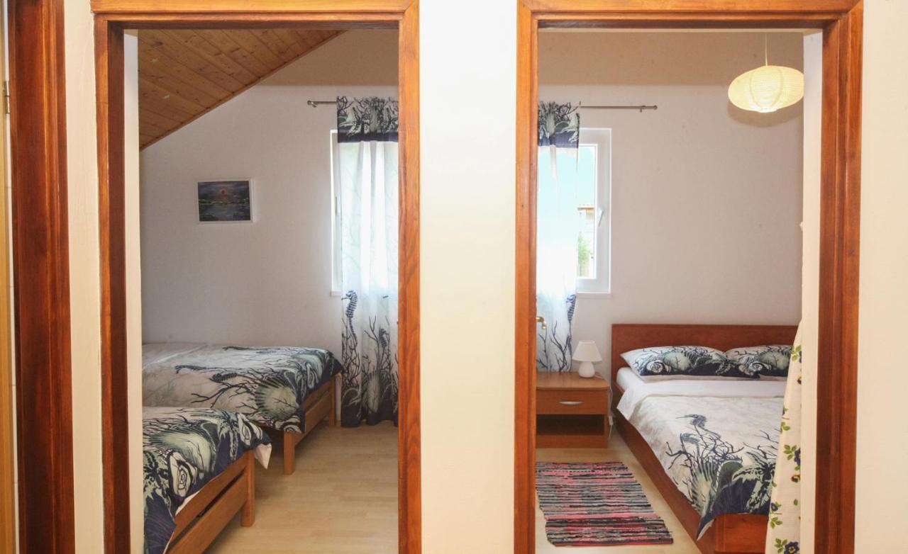 Apartments Mond Gornji Karin Εξωτερικό φωτογραφία